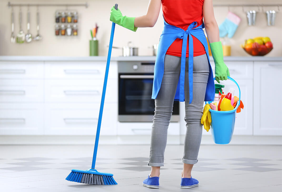 Cleaning-Supplies-and-Household-Chemicals
